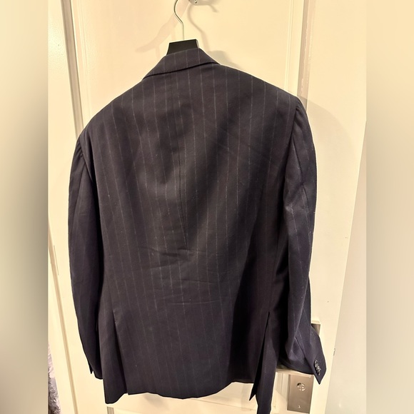 Boggi Navy Thick Pinstripe Suit. Made in Italy - Picture 2 of 5